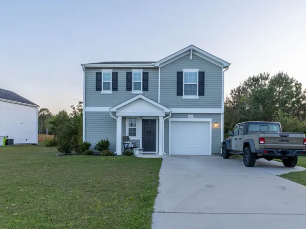 200 New Home Pl, Holly Ridge, NC 28445