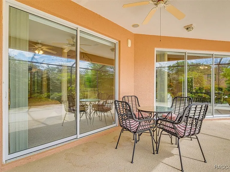 9041 SW 196th Ct — Photo 5