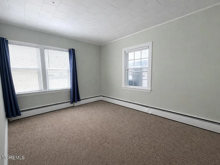 42 Cottage Pl #2 — Photo 6