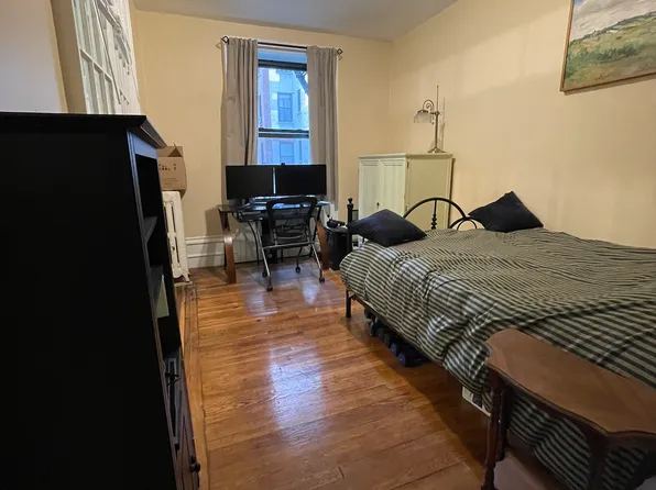 414 West 121st Street image 7 of 10