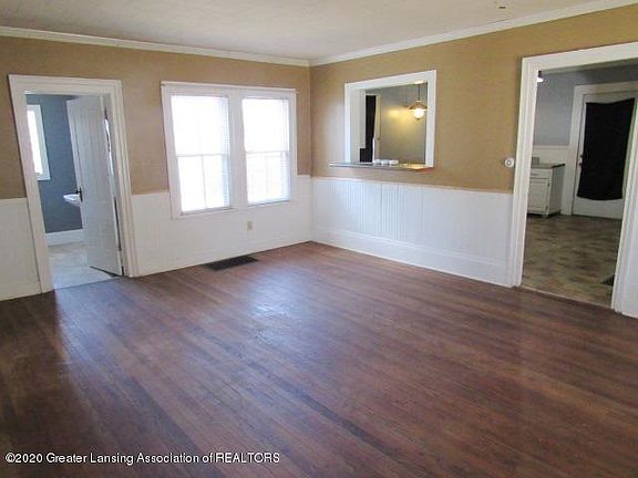 3rd image of 430 W Lawrence Ave