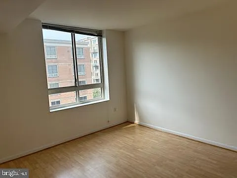 350 G St SW #525 — Photo 12