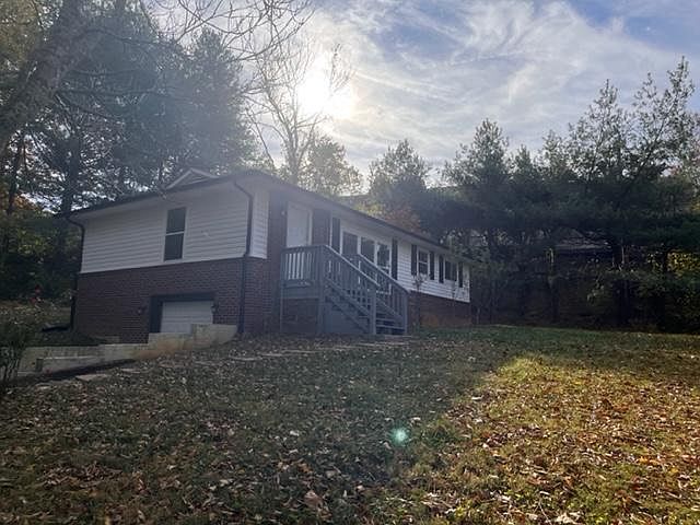 2nd image of 1116 N Fairmont Ave
