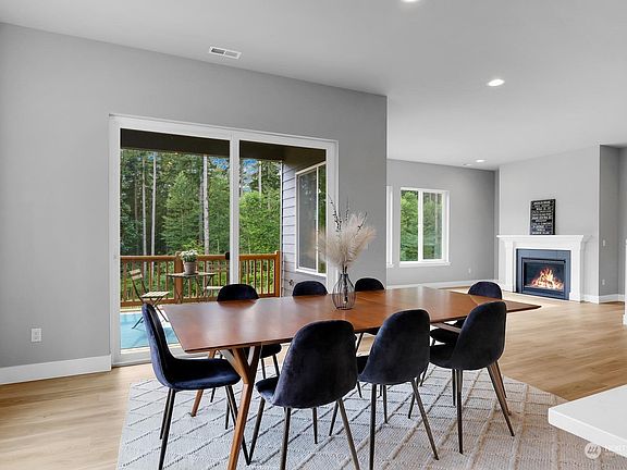 4th image of 12224 138th Avenue NE