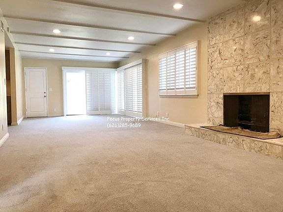 5th image of 2106 Oxford Ave