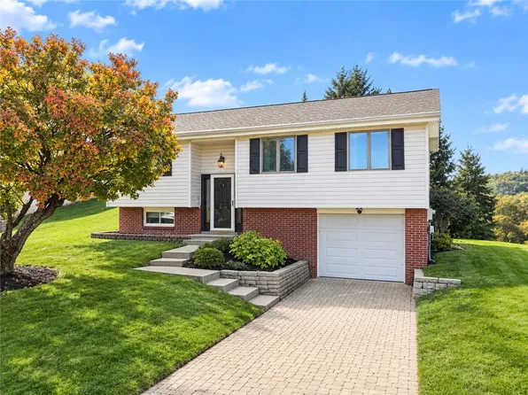 171 Maryellen Dr, North Versailles, PA 15137