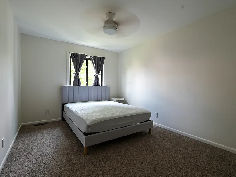 321 Harvest Dr — Photo 11
