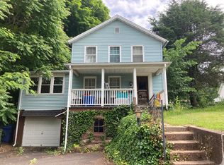 8 Spring St, Portland, CT 06480