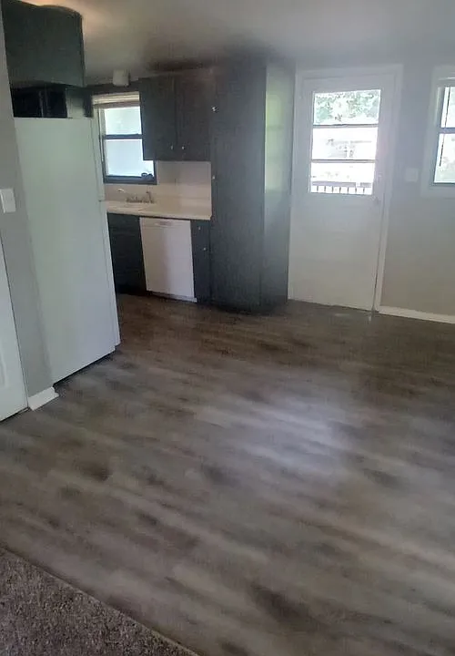 412 N Cochise Dr
