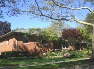 209 Hillview Ave NE, Grand Rapids, MI 49503