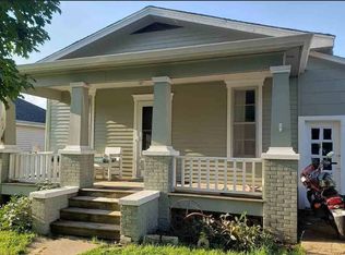 1215 16th St, Auburn, NE 68305