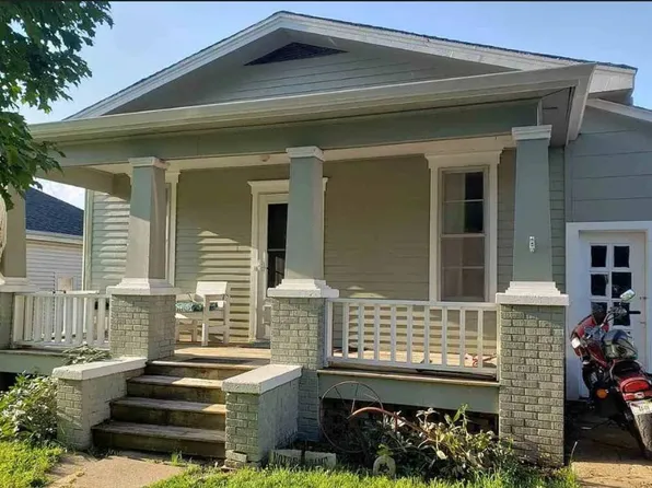 1215 16th St, Auburn, NE 68305
