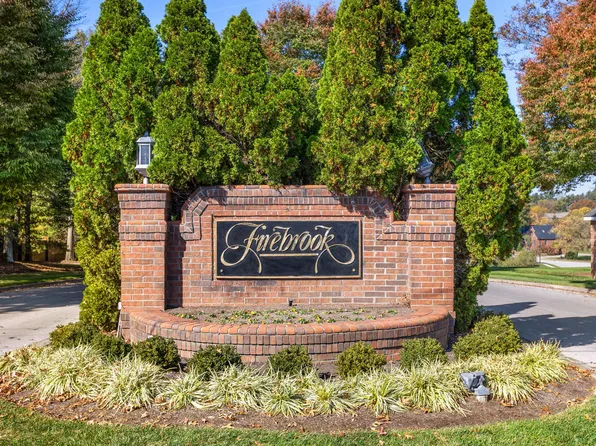 2708 Ashbrooke Dr, Lexington, KY 40513