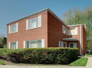 406 Asbury Ave, Evanston, IL 60202