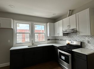 649 Grove St #2R, Irvington, NJ 07111