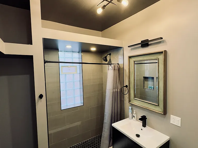 1428 S Central Park Ave #3 — Photo 15