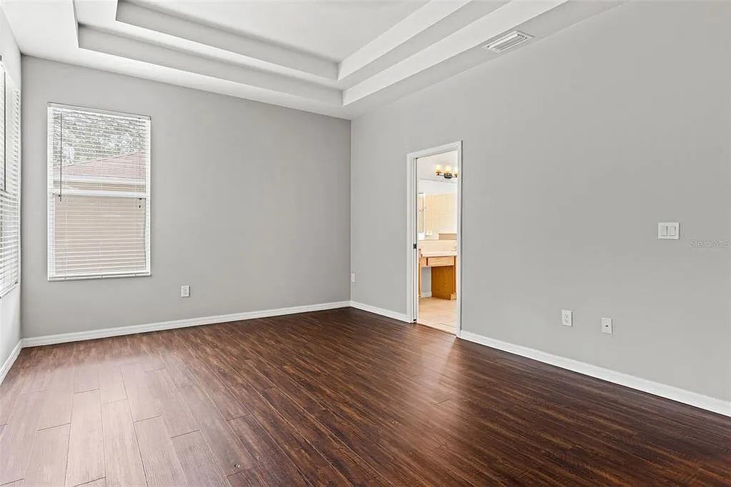 3 bed, 2522 sqft, $2,600 — Photo 3