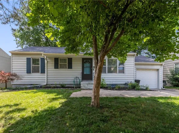 9012 Central St, Kansas City, MO 64114