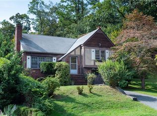 98 Briary Rd, Dobbs Ferry, NY 10522