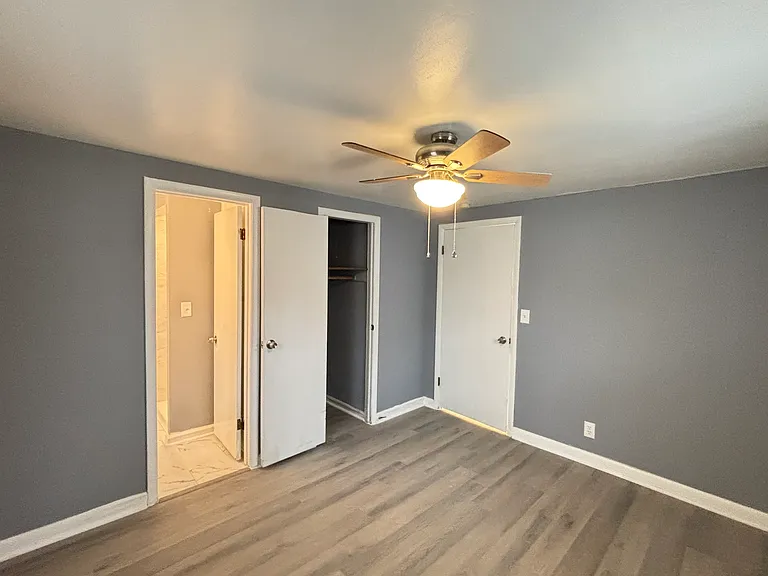 2510 Essex Ave — Photo 3
