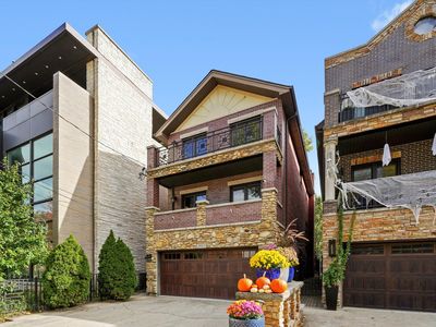 2953 N Honore St, Chicago, IL, 60657