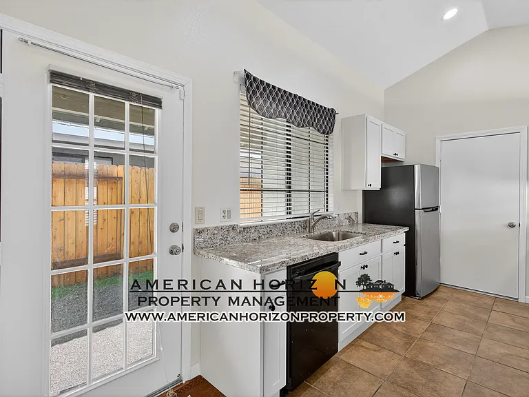 1316 Puebla Way — Photo 11