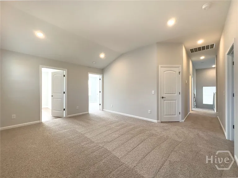 104 Fenway St — Photo 26