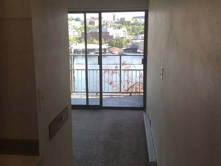Lanai Apartments — Photo 7