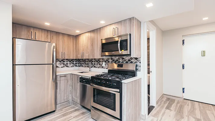 Rented by Nooklyn NYC LLC | media 8