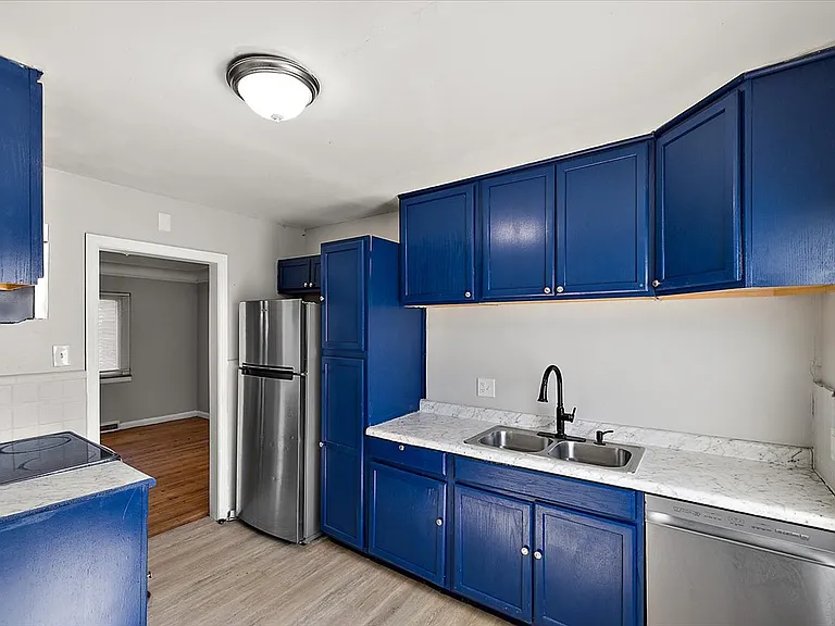 10500 Somerset Ave — Photo 16