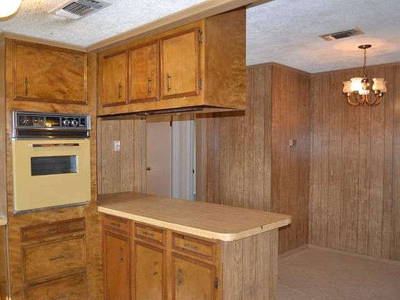 Breakfast bar