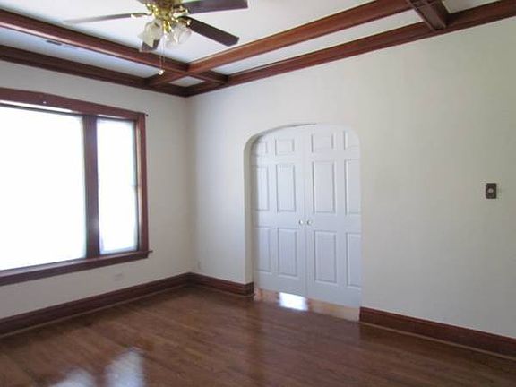 3rd image of 4206 N Laramie Ave #2
