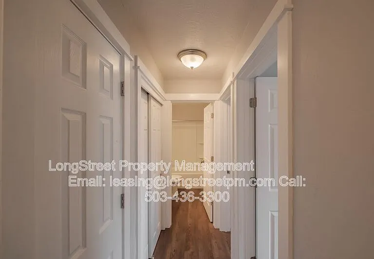 208 5th Ave SE #208 — Photo 27