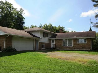 W5955 Wege Rd, Black Creek, WI 54106