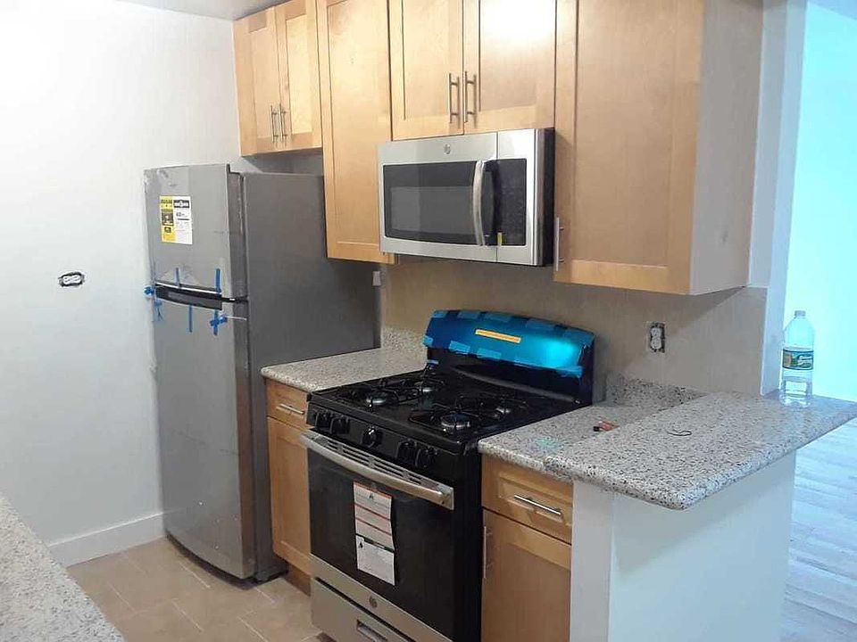 1st image of 2222 E 18th St APT 6A