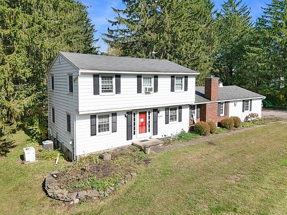 2nd image of 6049 Slocum Rd S