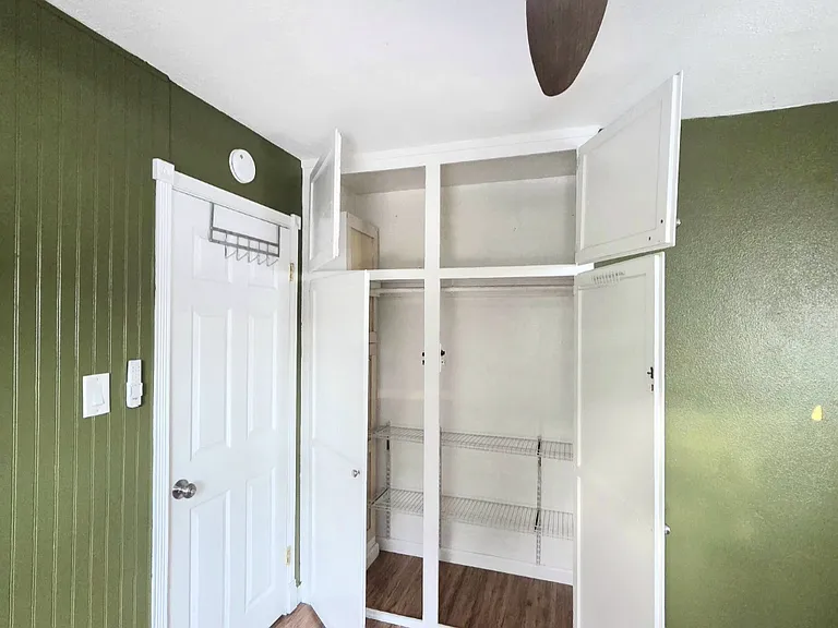 18813 Cairo Ave — Photo 2