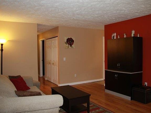 3rd image of 5273 Gray Rd