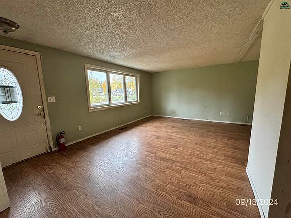 2nd image of 417 Fairbanks St