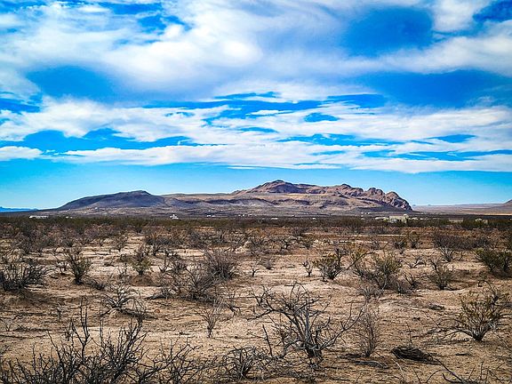 3rd image of 20017 Romero Rd