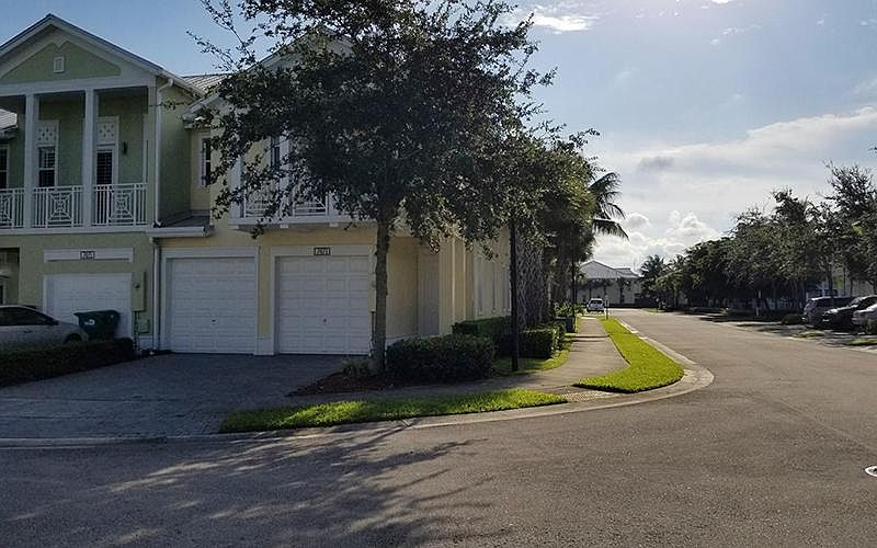 1st image of 7471 NW 116th Ave #74711