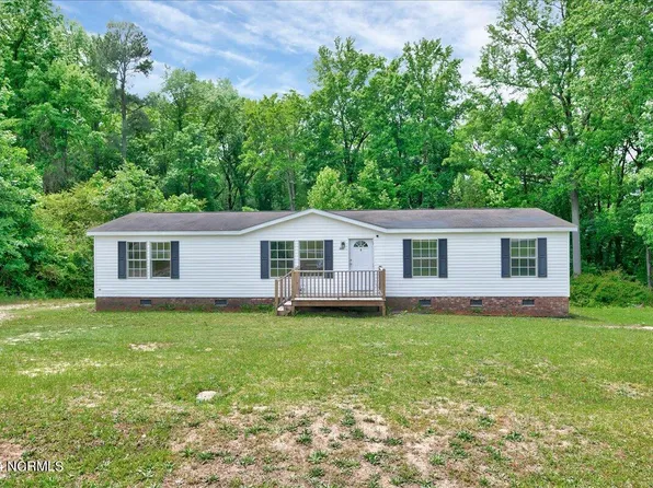 209 Arrowhead Road, Dudley, NC 28333