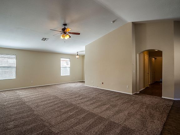 3rd image of 13957 W Port Royale Ln