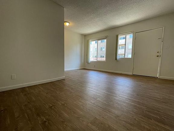 3rd image of 5060 Bakman Ave #8