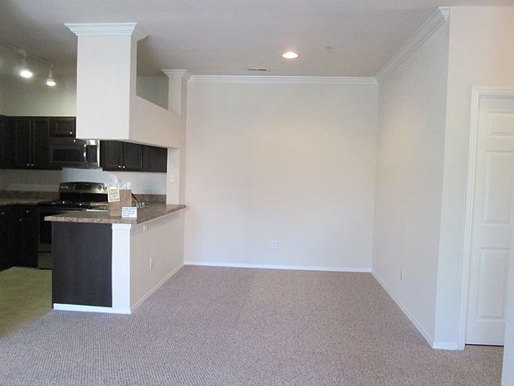 5th image of 6820 Poppy Hills Ln APT 1122