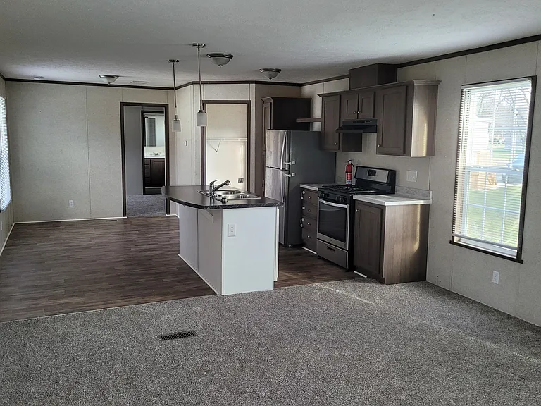 2801 S Stone Rd #52 — Photo 12
