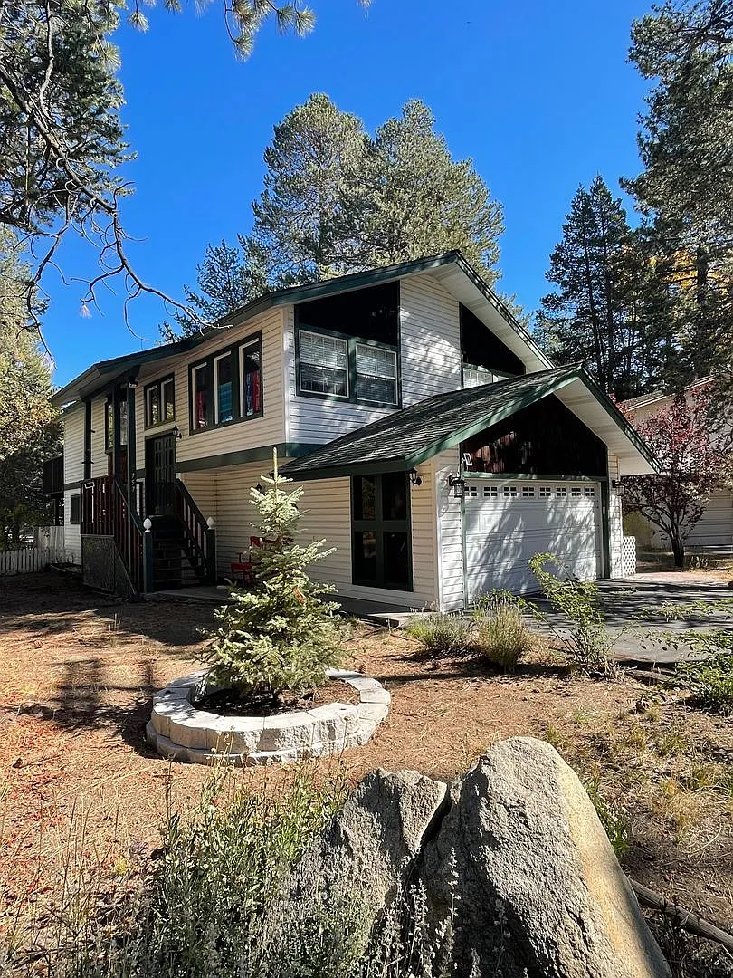 Quiet 4Bd 2Ba home avail. for a 3-5 month Seasonal Lease! Avail. Call and inquire today! — Photo 2