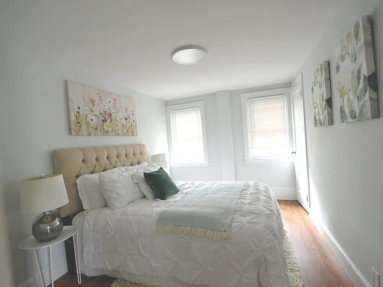 250 Walnut St #B — Photo 10