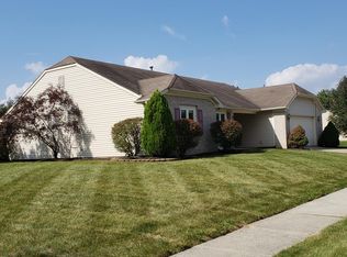 5717 Fox Mill Run, Fort Wayne, IN 46835