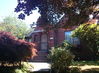 4909 SW Waite St, Seattle, WA 98116